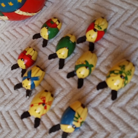 Nesting Dogs In Santa - Picture 6 of 15